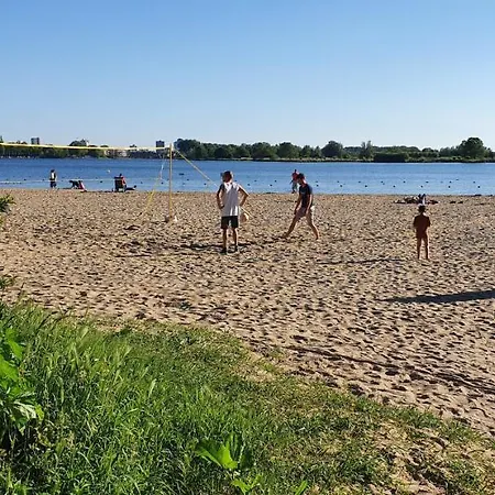 Sweetlake בית הארחה